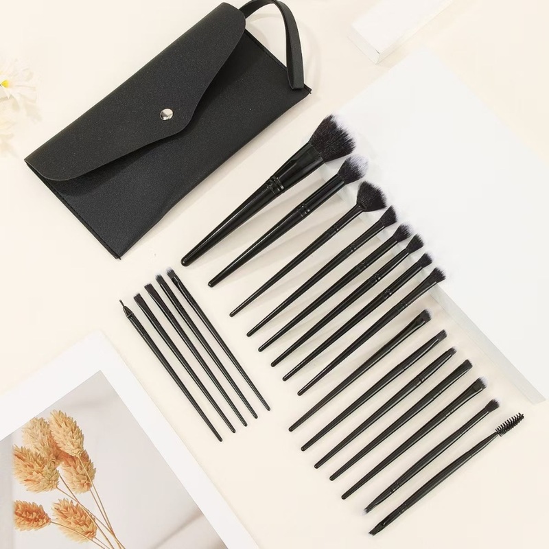 Black Complete 20-Piece Makeup Brush Set with Travel Pouch – Professional Synthetic Face & Eye Brushes Kit
