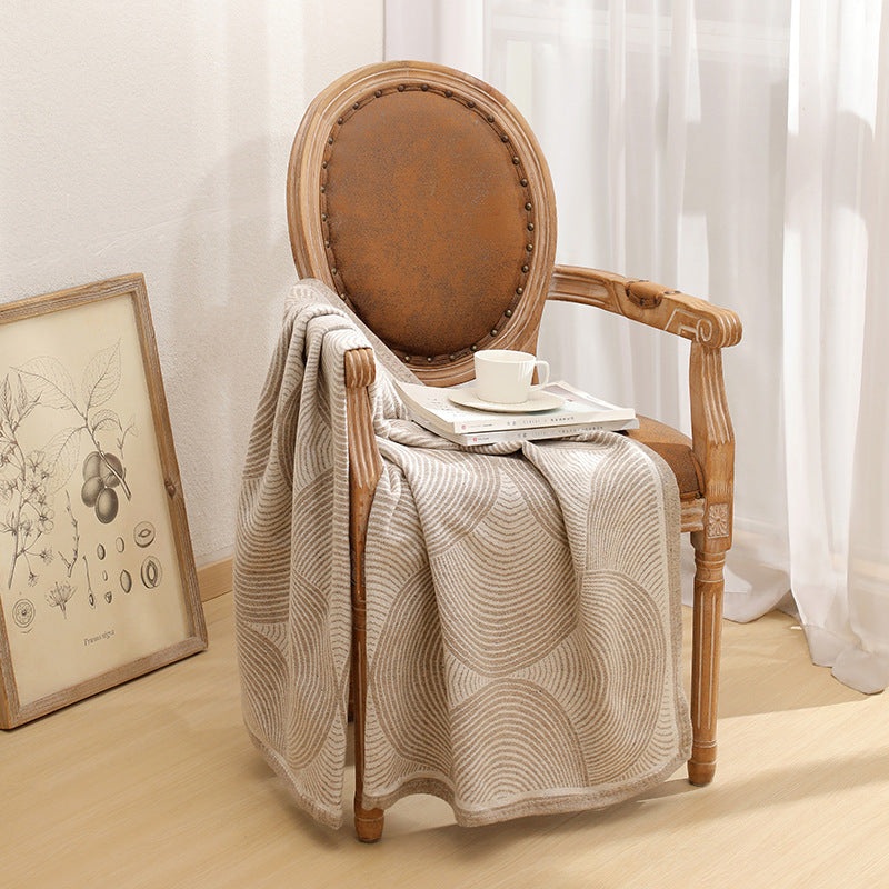 Khaki Luxurious Paisley Jacquard Throw Blanket – Soft Wool Blend with Tassels, 120x150cm, Lightweight Sofa & Nap Blanket