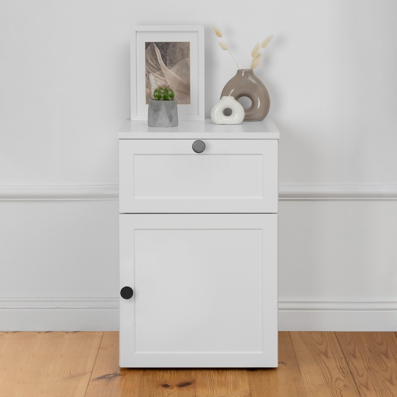 PORTO BEDSIDE TABLE – WHITE – HAMPTONS – ROUND BLACK