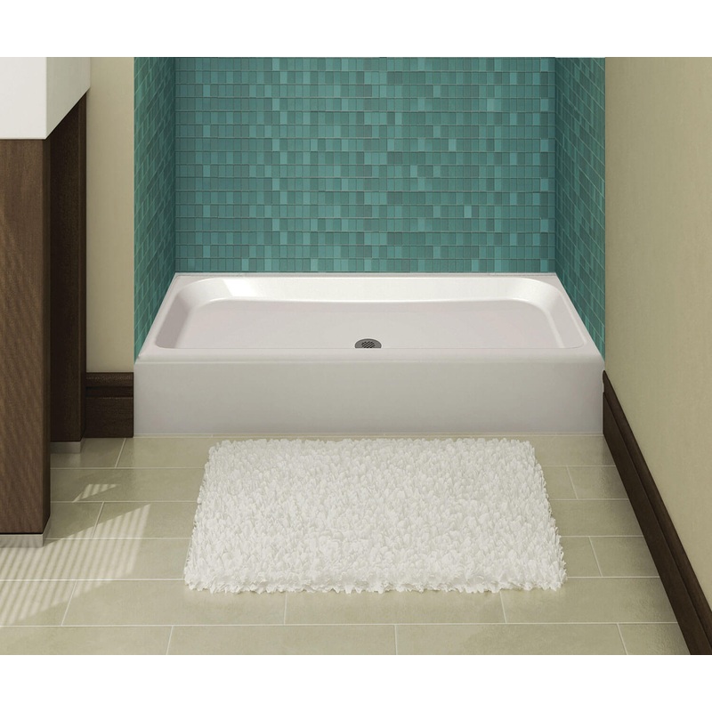 MAAX 105623-000-002-000 Finesse Base 60 x 32 AcrylX Alcove Shower Base with Center Drain in White